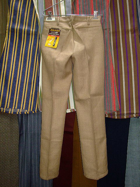 DICKIES LOT 4904 B BROWN 60%POLYESTER 20%AVRIL RAYON 20%COTTON
